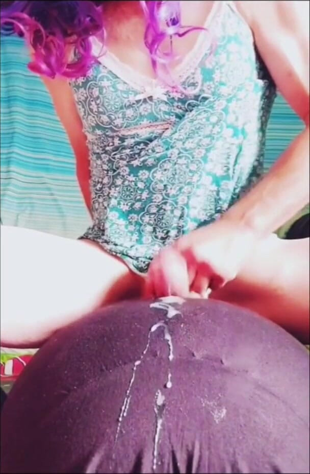 Lizzaali: Two explosive cumshots