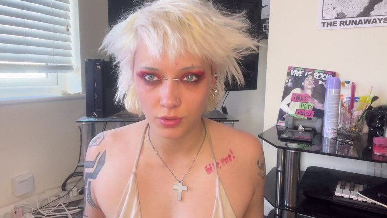 Glitterqueen1999: Airfrying and Eating Your Tiny Cock