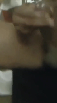 Masturbare reciprocă cu soțul Swal la fiecare picătură de spermă lui
