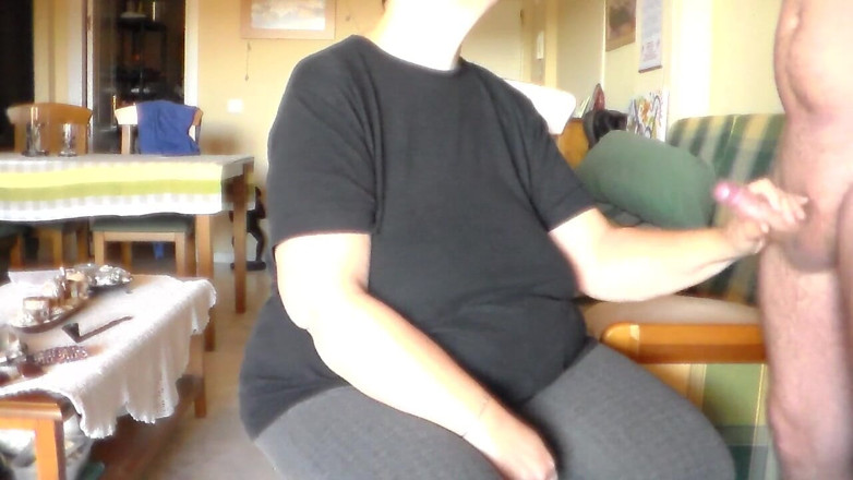 Sex hub couple: John is giving Jen a big cum facial