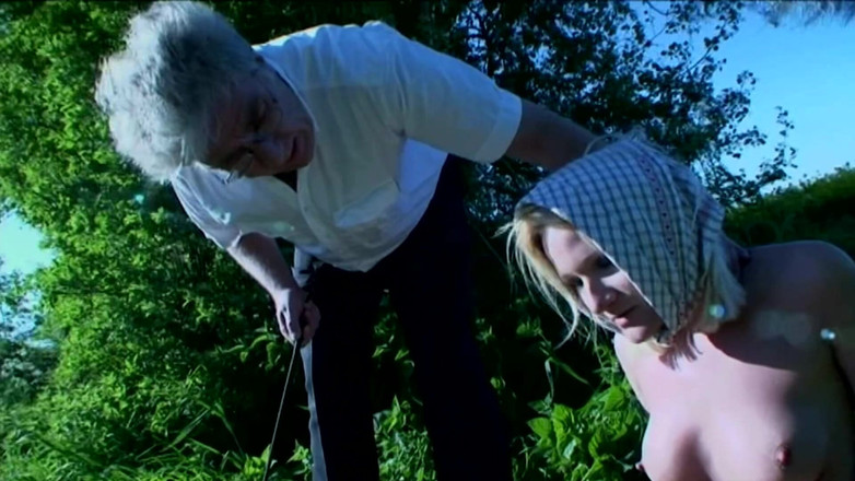 BDSM Deutschland: Yaramaz Çiftlik Kızı Çifte Penetrasyon Azdırıyor