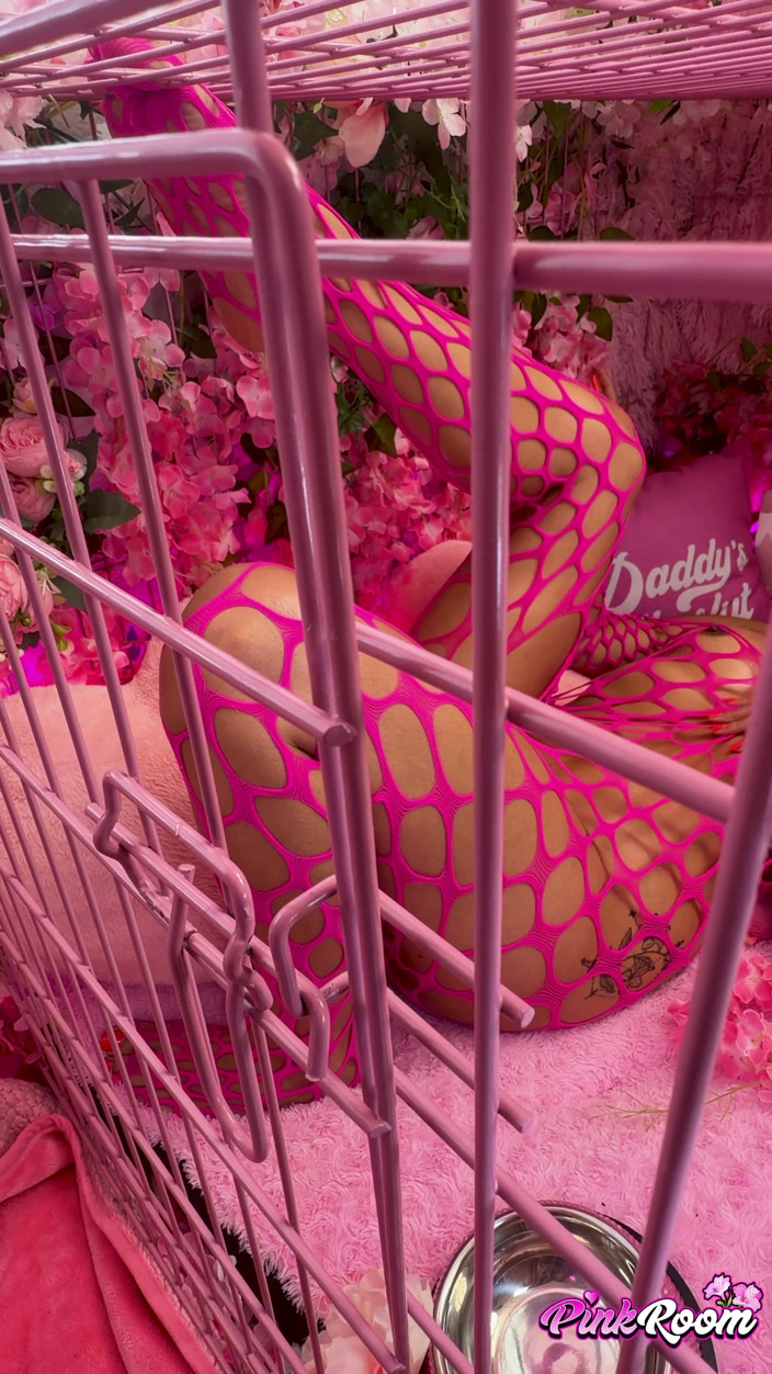 Nasty Sluts Studios: Jasmin sherni bettelt um eine Zucht - Vertikal