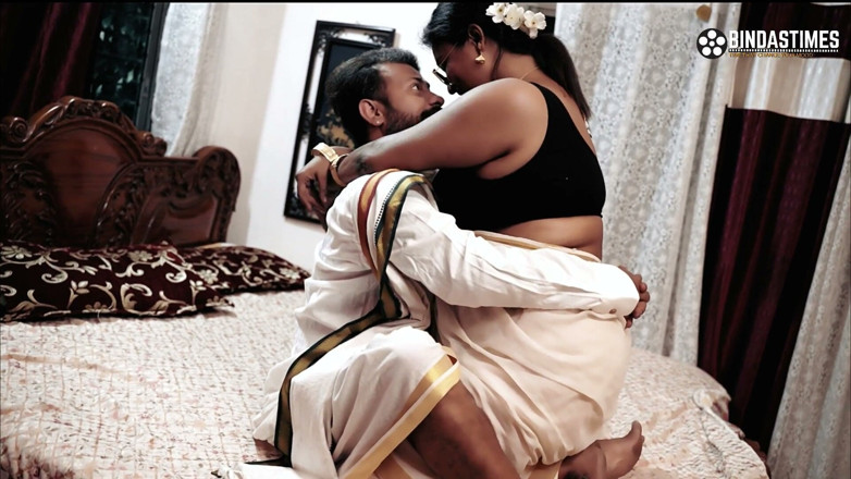 YoursStarSudipa: South Indian Couple Honeymoon