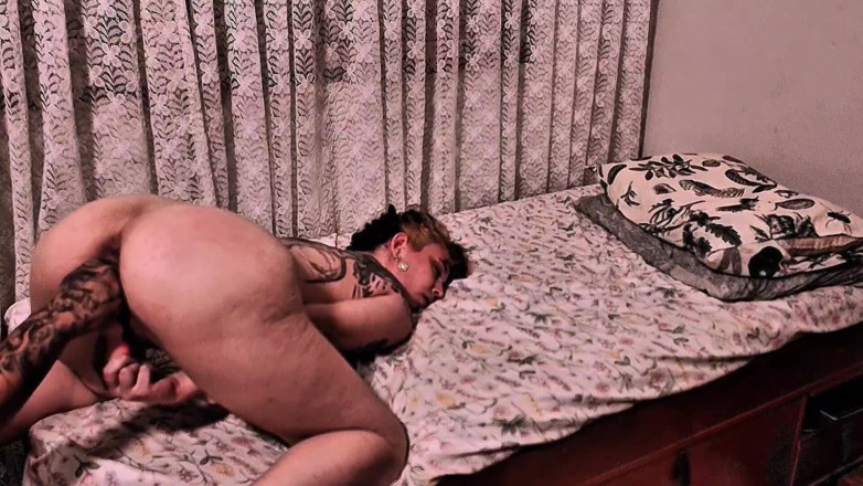LunaOlvr: He Punched His Hand in the Pussy of the Naughty...