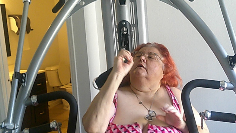 BBW nurse Vicki adventures with friends: Big Beauty Nurse Vicki Is Exercising in the Gym Part 1