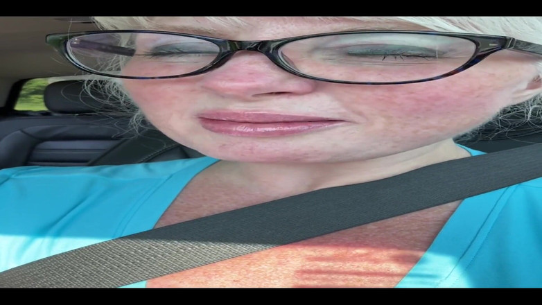 PaintedRose: Großer saftiger pfirsich brachte dich zum gucken, lol