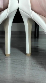 Touch Arches in Heels