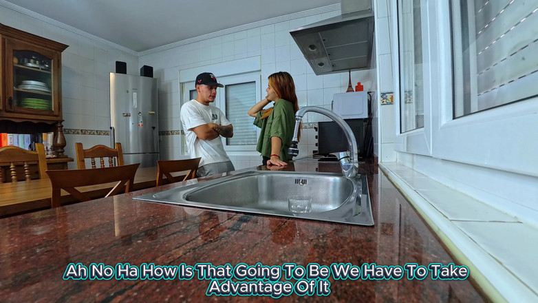 Labestiaylabella: Mon copain m’invite à dîner en échange de baiser dans la cuisine