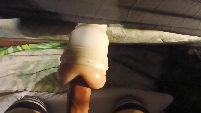 Raven LeSynn: Fleshlight Fucking with Raven Letrap