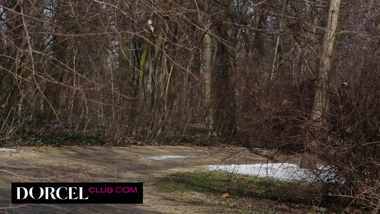 Dorcel Club: Claire Castel, mükemmel hizmetçi