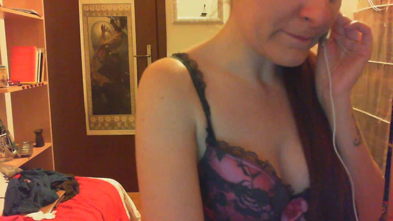 Nicoletta Embassi: आपके बेकार छोटे लंड के लिए भारी अपमानित