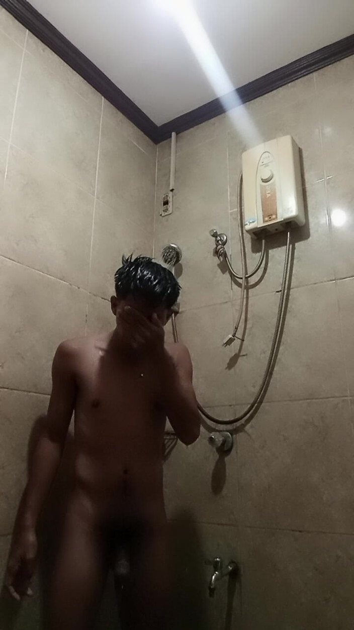Rent a gay productions: Mandi Solo Filipina: Kembar Asia Pancut Menyentak Zakar Besar