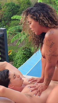 I Fuck a Colombian MILF Outdoors