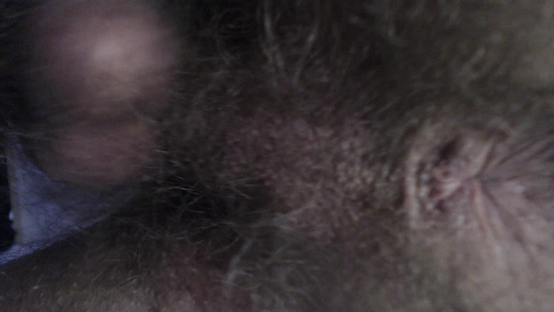 Hunky time: Session av håriga bollar och hårigt stinkande hål och spermier