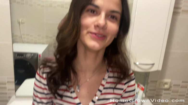 Homegrown Video: Spooge All Over Her Pussy