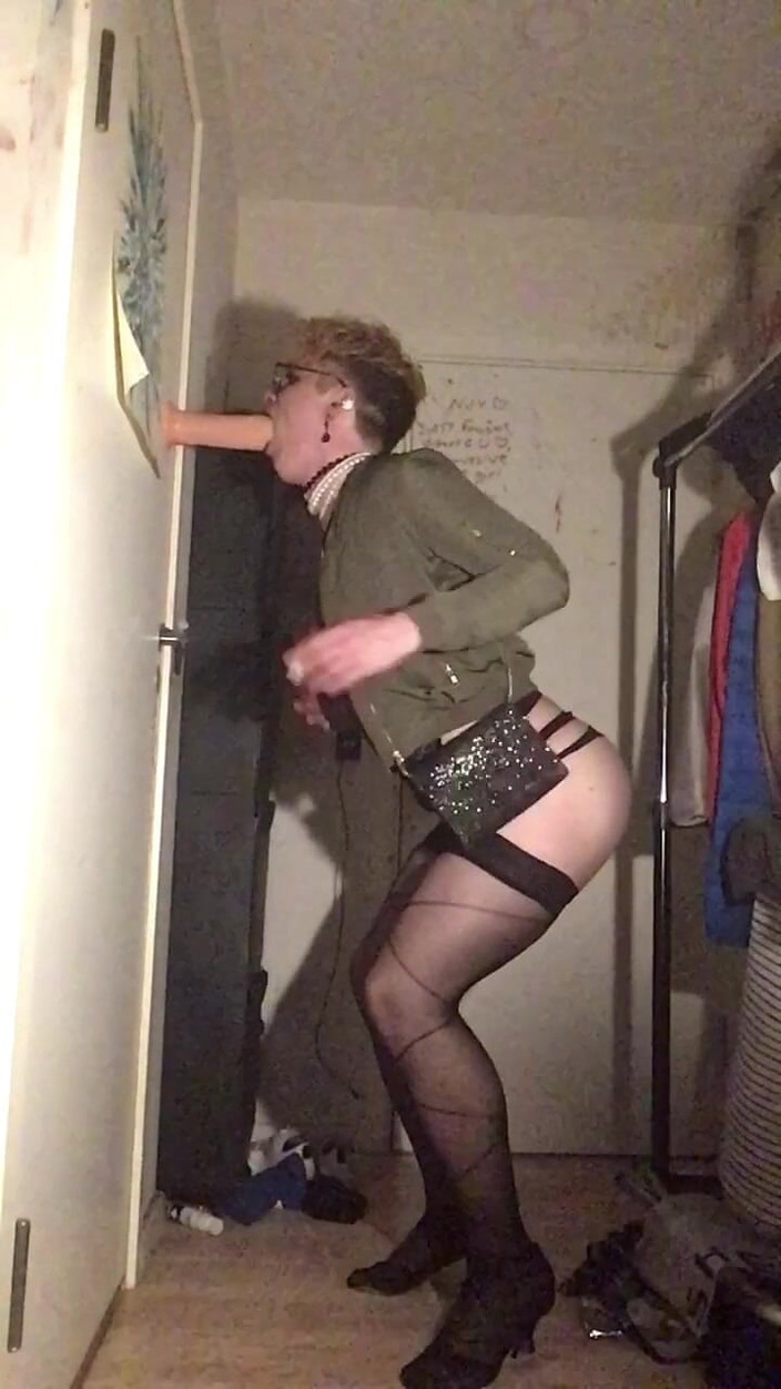 Sissy Cindy Slut: कामुक Sissy