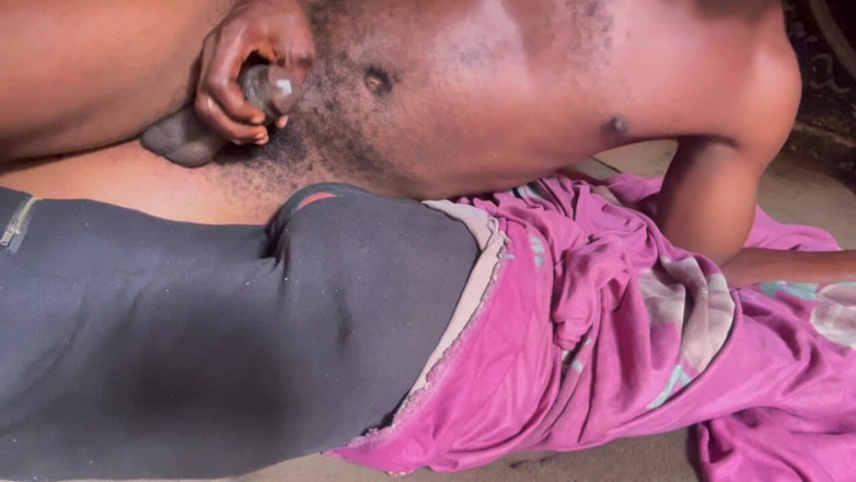 Bangcum8: 私がその任務で射精している自分を体験してください