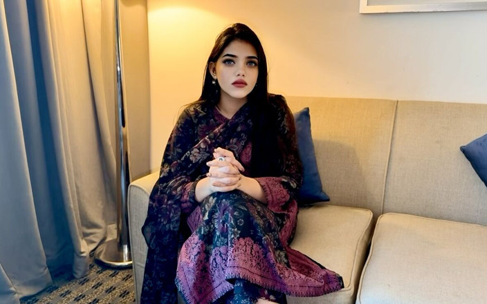 Sarakhan: สาวอินเดียสุดฮอตโดนคนแปลกหน้ารับไปและเย็ด