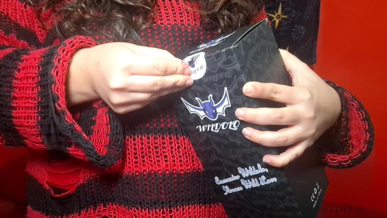 Sofia Nightshade: Despachetând noua mea jucărie