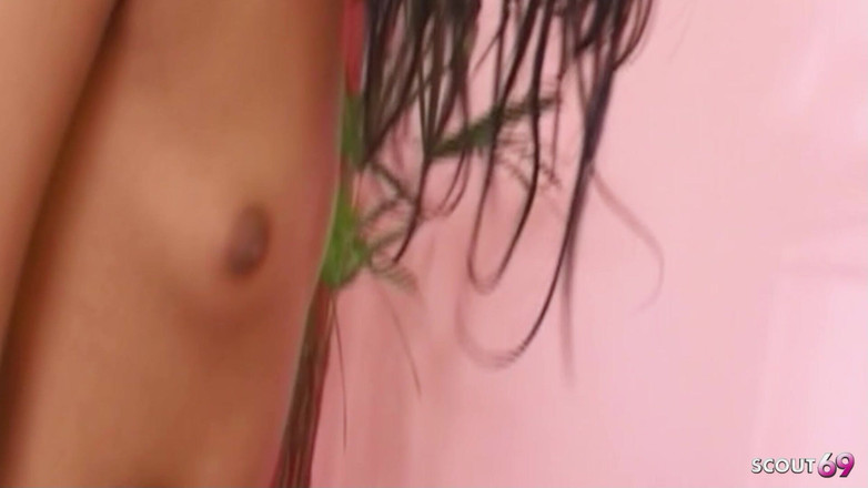 Shemale TS Collection: Mager Shemale knullar kåt granne analt