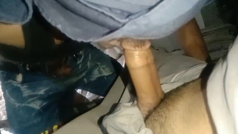 Desiboy gay: Pákistánský sex plná místnost sexy chlapec pákistánský sex Xhamstr kouření...