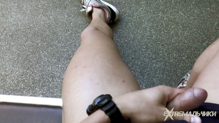 Extremalchiki: 地铁高峰时段打手枪