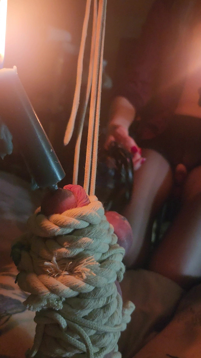 Goode Girl: Brava Ragazza Frustata Con Palle a Luce Di Candela Punto...