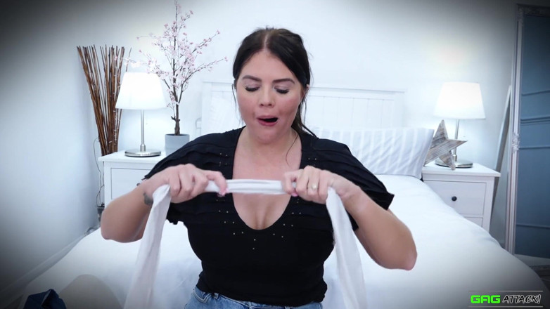 Gag Attack: Terri - Sitter self gag