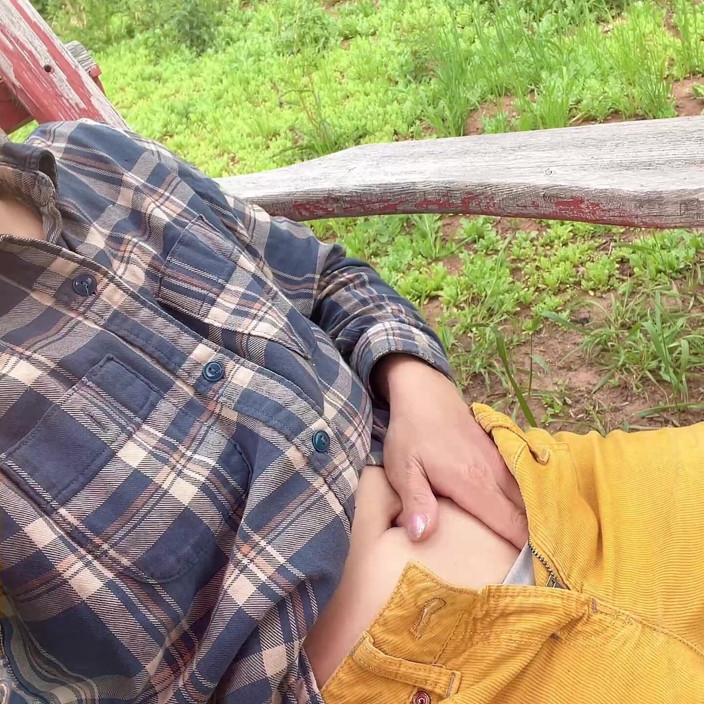 sweethanajapanese: Piss for the Tank Outside