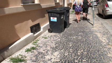 Leon Lambert Girls Twerk Parties CFNM: Fitness cu curve blonde fierbinți