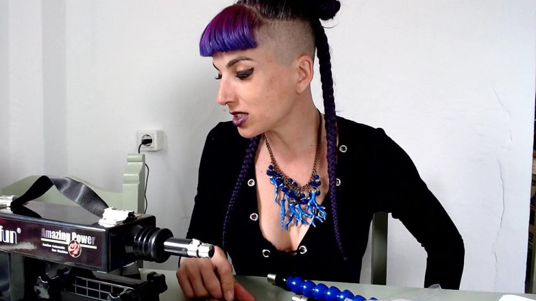 Goddess Maya: Tester New Fuck Machine