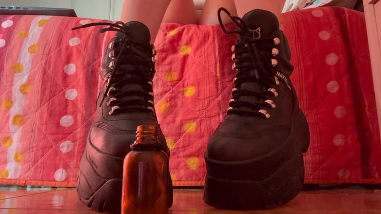 LDBMistress: Annusa gli stivali, maialino