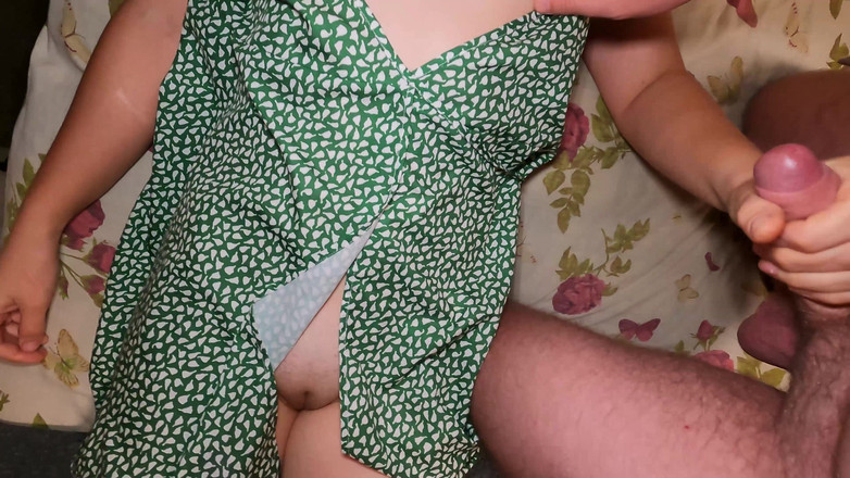 Love_Adventures: Cogí a mi hermanastra y me corrí en su vientre