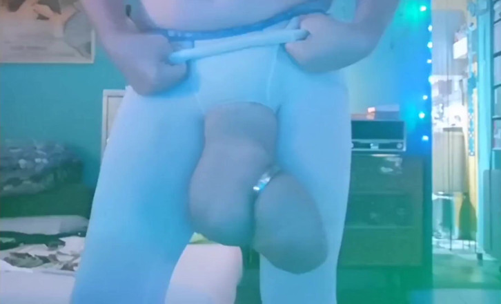 Monster_Meat_: Bouncing to a disco song