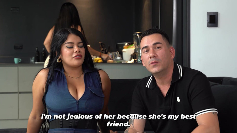 Sarah Black: Min väns man lägger sin stora kuk bakom mig!