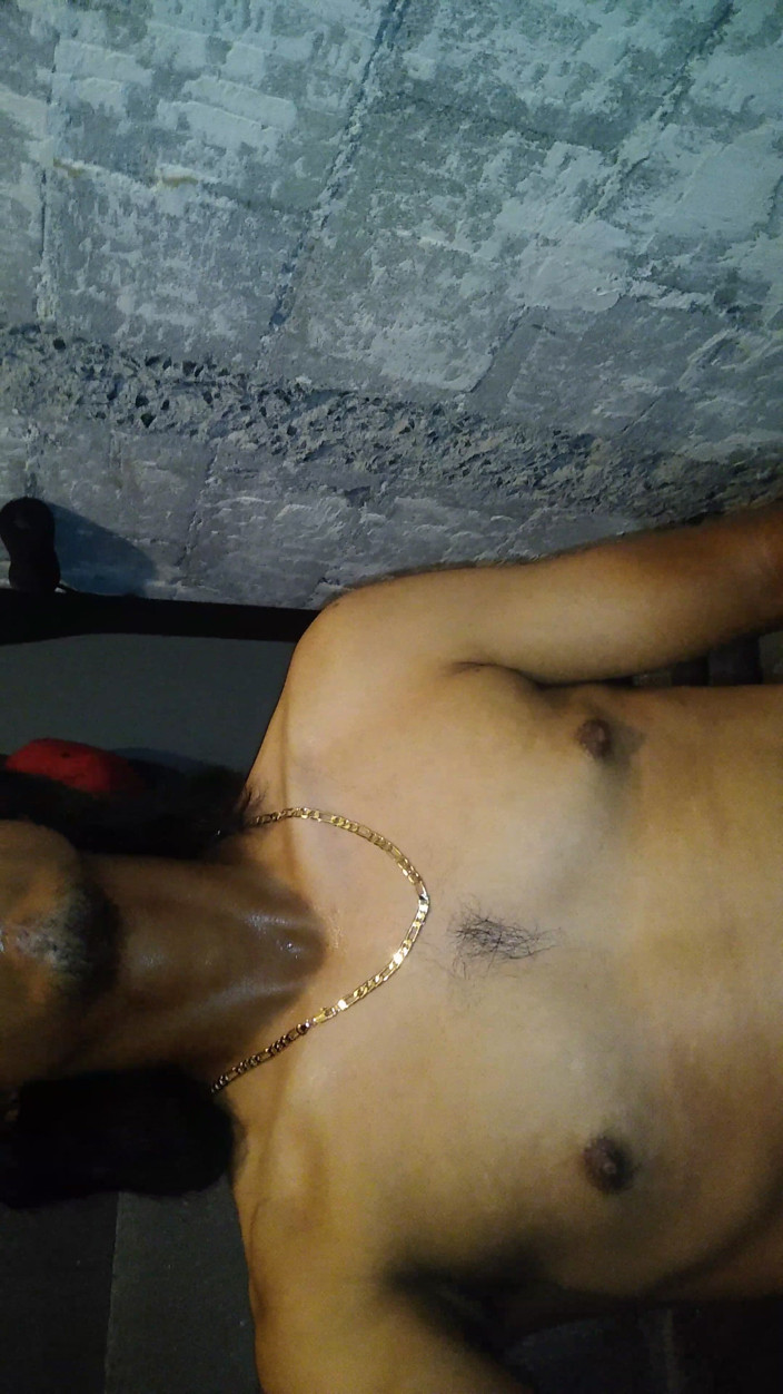 AlexAlejandro13: Man Goes to the Bathroom Disquer His Privacy