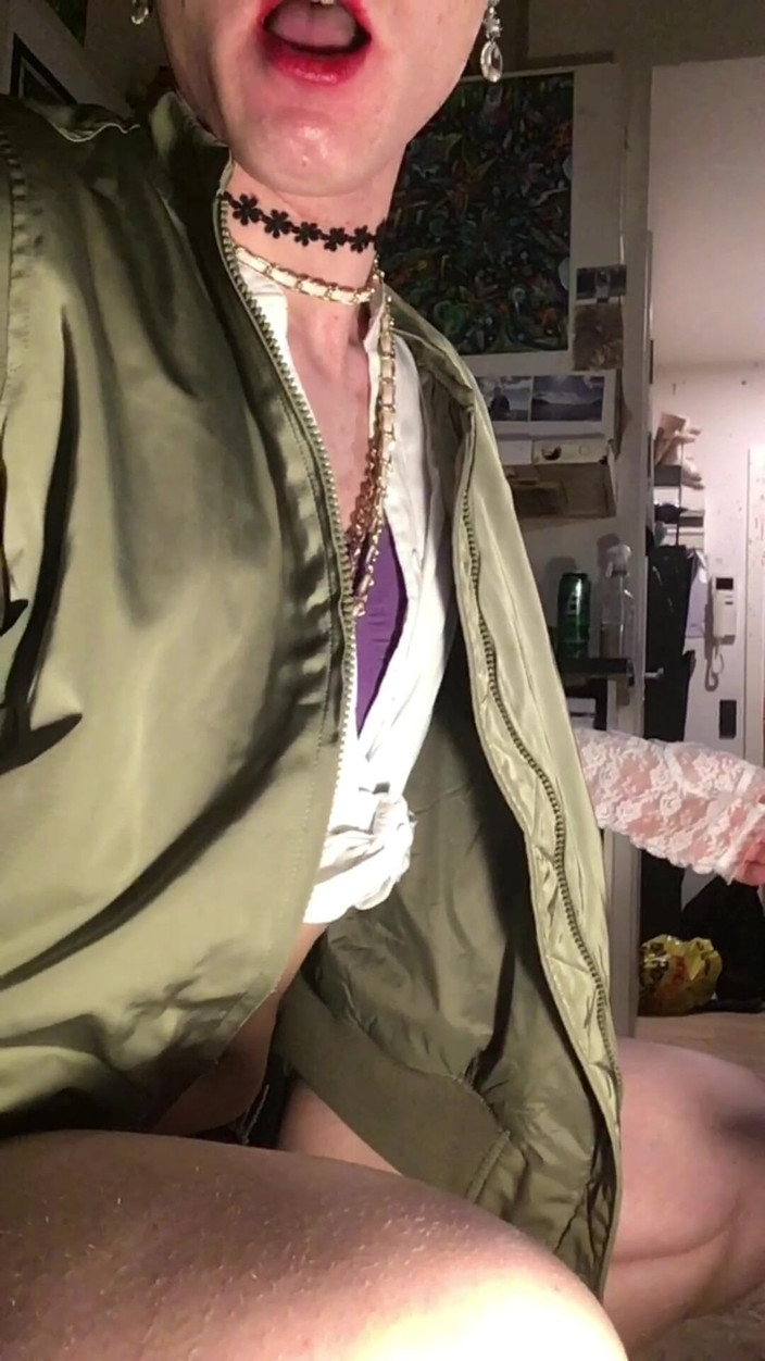 Sissy Cindy Slut: Sissy Fag Jes Brinch Hotpants