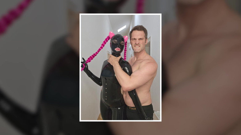 Tommy Wood XXX: Full Latex Bodysuit Slut Getting Her Kinky Ass fucked