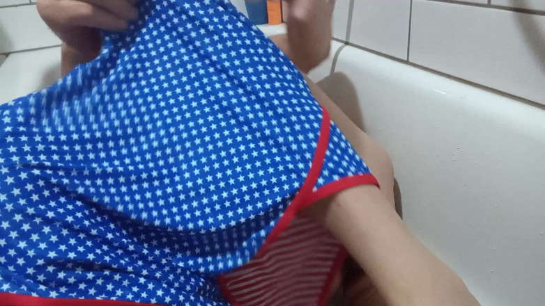 Lizzy Yum: Lizzyyum Sd August 2026 Bathing Masturbation