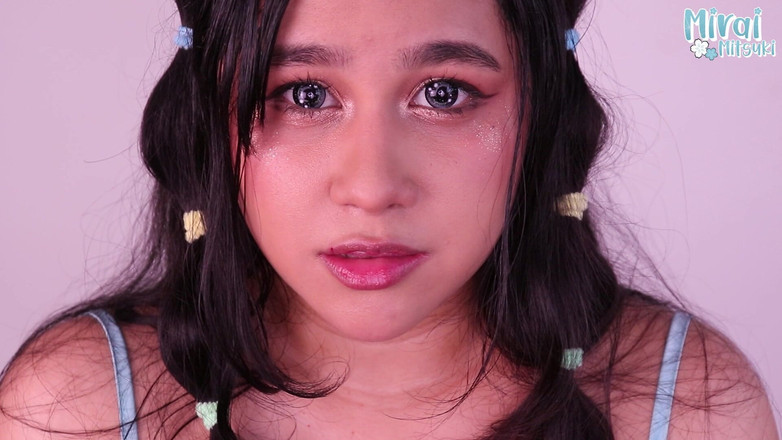 Mirai: Kẹo cao su bong bóng dơ bẩn JOI