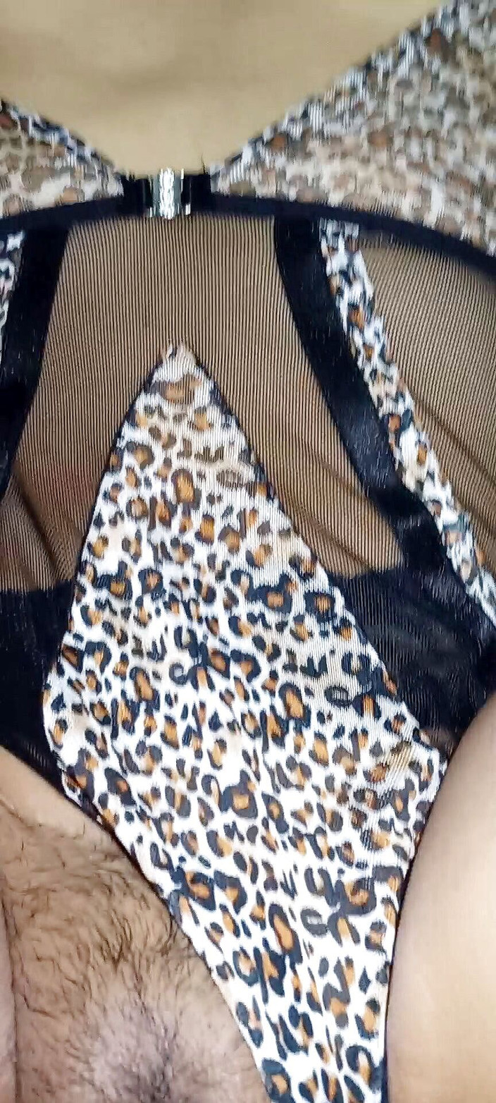 Mxfun30: 젖은 보지와 뻑가는 엉덩이를 따먹는 섹시한 란제리의 밀프