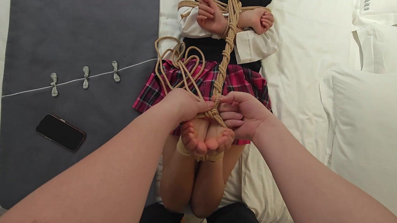 Asian bondage: Couples Game, a First-person Perspective Recording the Girlfriend Who Is...