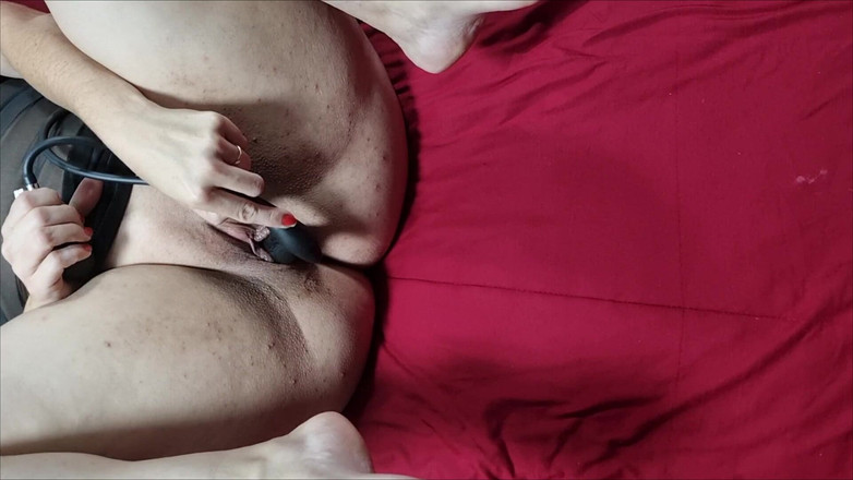 Minhaesposaparaoutro: Baculatá vdaná žena má ráda hračky v dírách