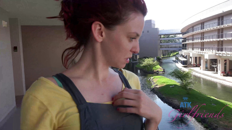 ATK Girlfriends: Emma Evins ile Hawaii'de sanal tatil #2 bölüm 3