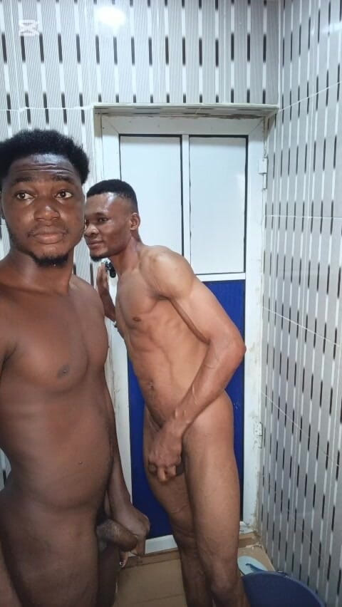 BlackDanie_production: Una leccata in flip con mio marito