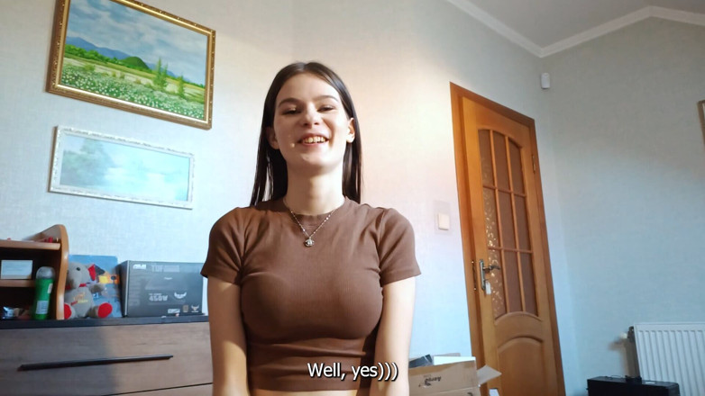 Honey Nasia: Moje nevlastní sestra si všimla, jak jsem si ji honila...