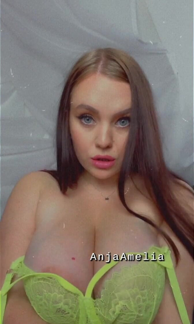 Anja Amelia: Chceš si hrát s mými kozami?