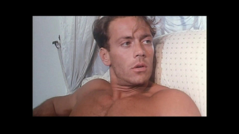 Vintage megastore: Cicciolina e giovane bionda con la figa pelosa il culo...