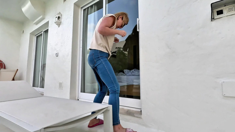 Emma Voyeur: Locked Outside I Couldn't Hold It &amp; Wet My Jeans by...