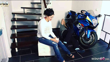 Full porn collection: MiLF tedesca vicina seduce un giovane ragazzo per fare sesso...